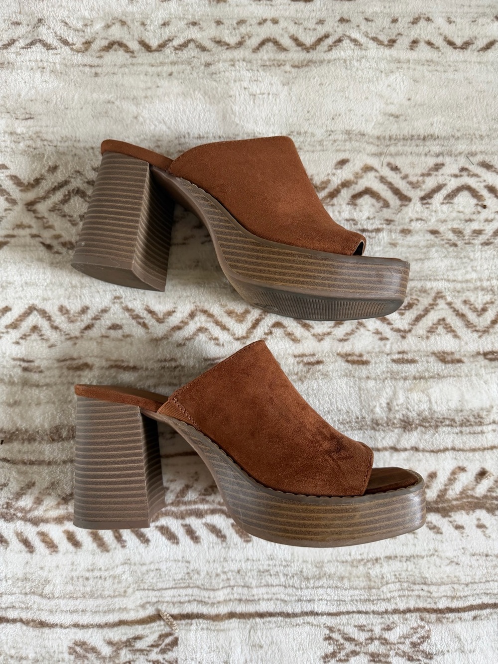 Suede Platform Mule Heels in Brown - Picture 2 of 7